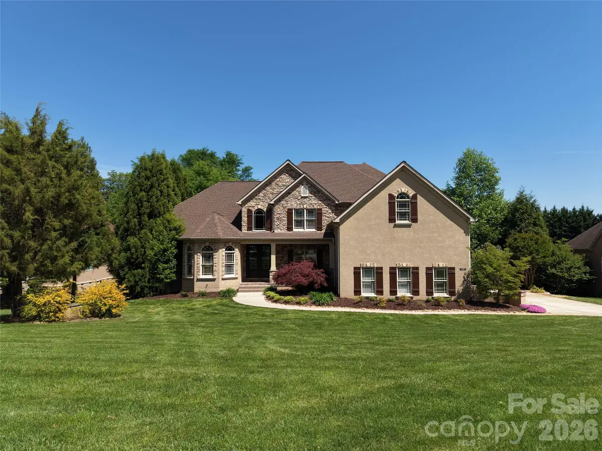 159 Riverchase LN, Mooresville, NC 28115