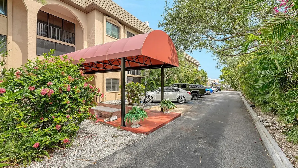 3700 S OSPREY AVE #222, Sarasota, FL 34239