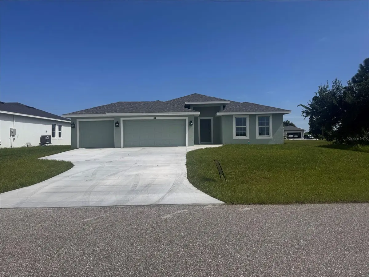 64 LATEEN SAIL DR, Placida, FL 33946