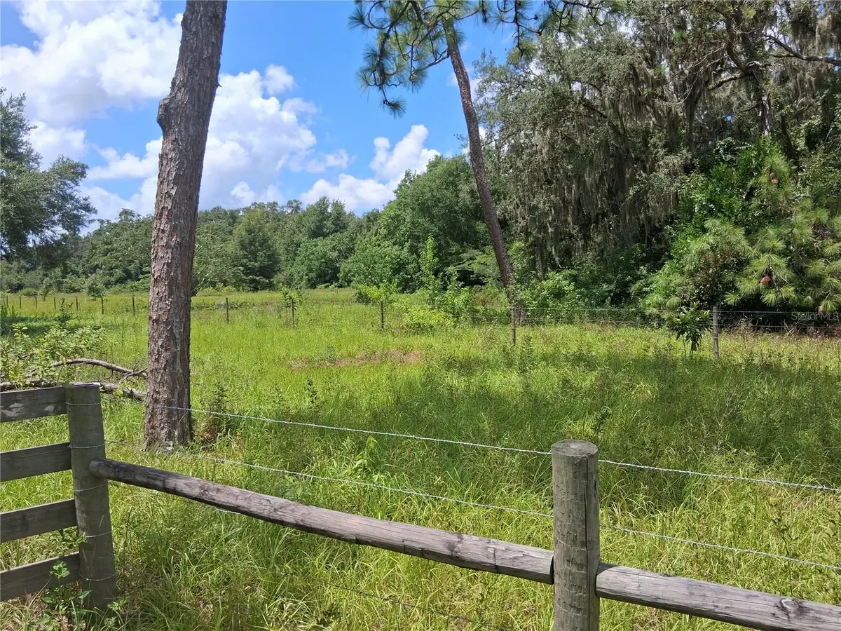 409 COUNTY ROAD 542E, Bushnell, FL 33513
