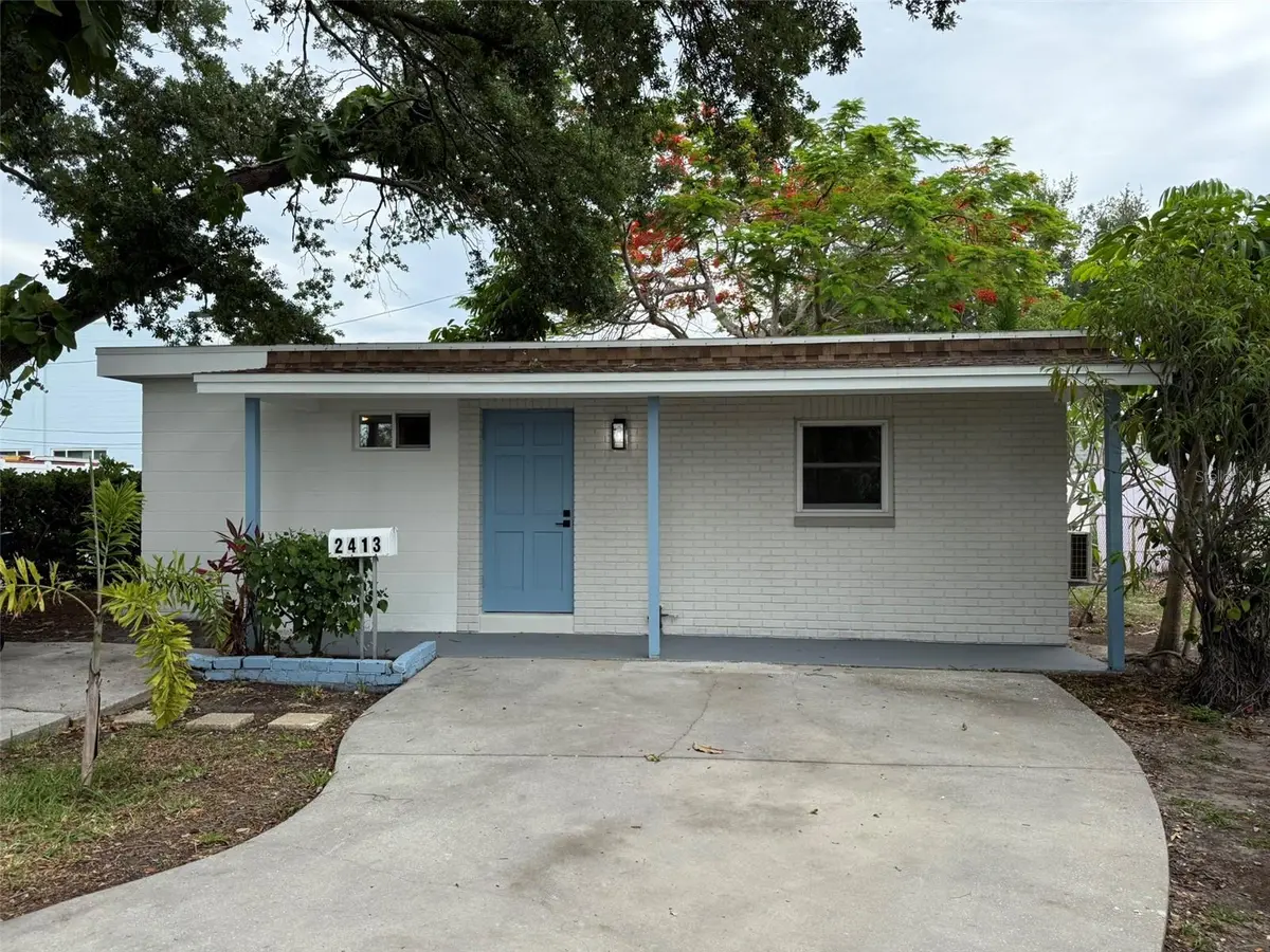 2413 18TH AVE N, St Petersburg, FL 33713