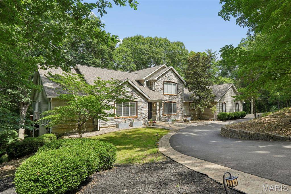 161 Stuart LN, Eureka, MO 63025