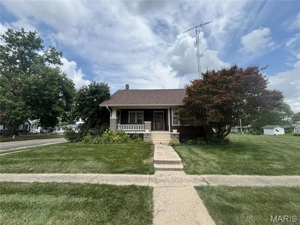 414 N Jefferson ST, Vandalia, MO 63382