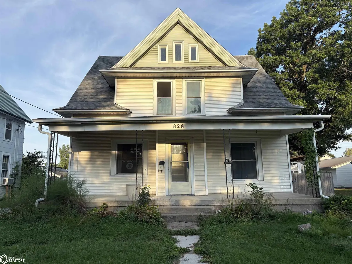 828 Drake AVE, Centerville, IA 52544