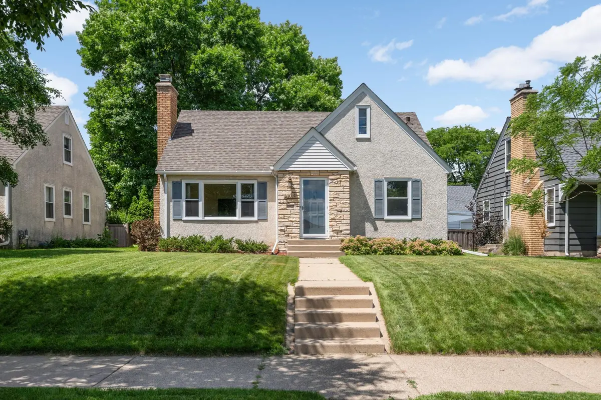 6024 Oakland AVE, Minneapolis, MN 55417