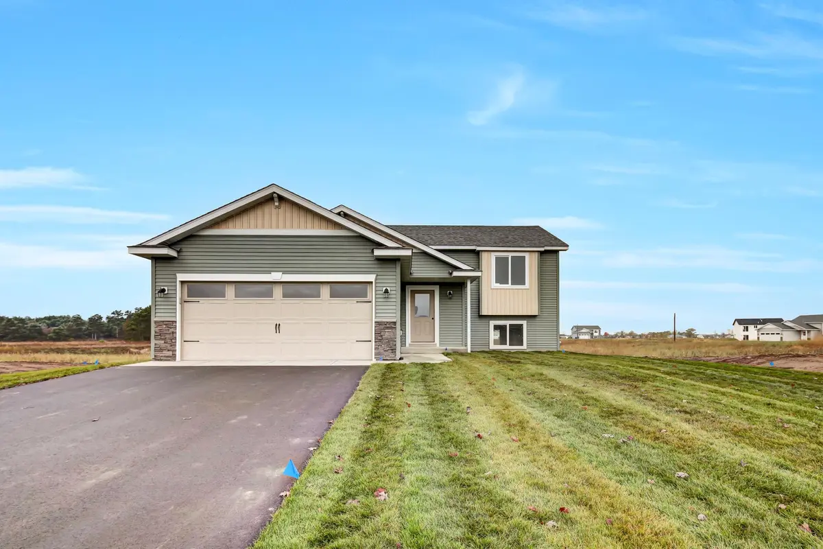 829 3rd Ave CT SW, Rice, MN 56367
