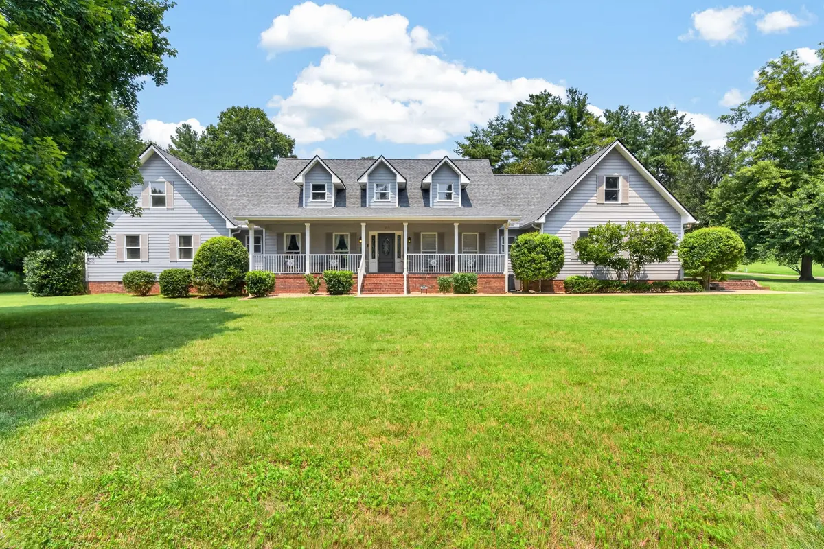 1401 Denny Rd, Cookeville, TN 38506