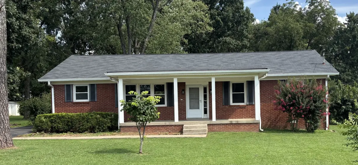 6816 Longview Dr, Murfreesboro, TN 37129