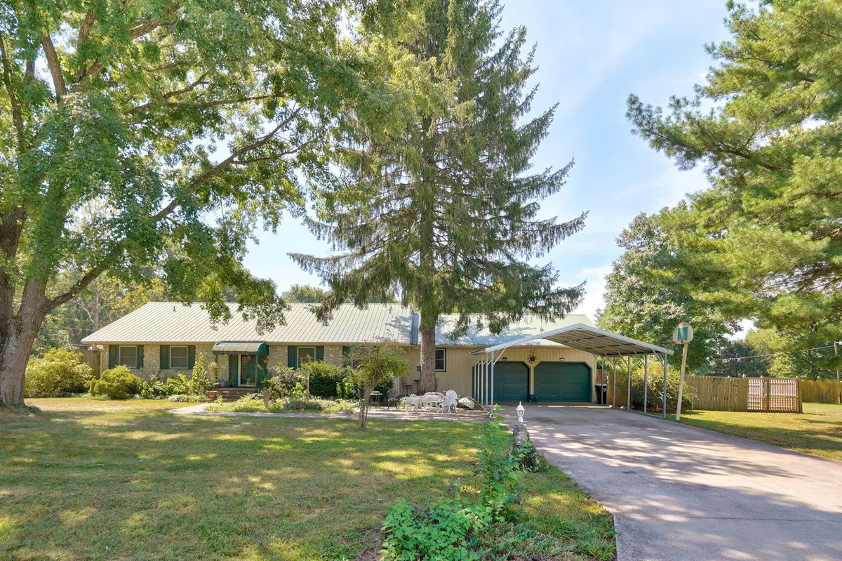 6230 E Spring Circle CIR, Springfield, MO 65809