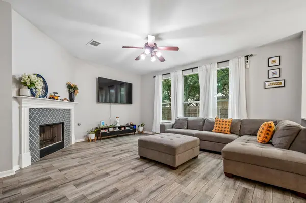 1205 Yountville DR, Leander, TX 78641