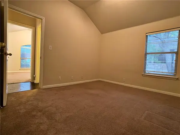 5726 Taylorcrest DR, Austin, TX 78749
