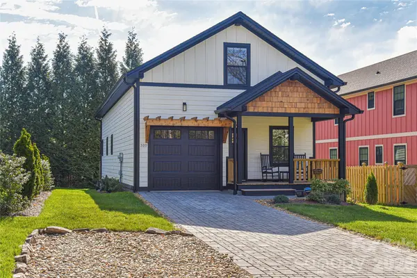 310 Portmanvilla RD, Black Mountain, NC 28711