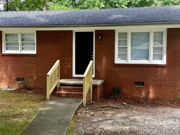 110 Mendota AVE, Lexington, NC 27292