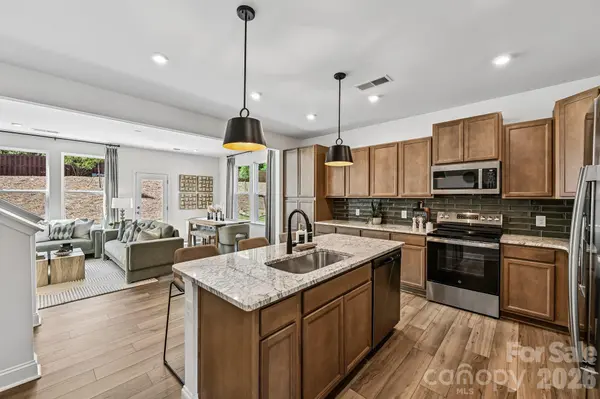 7567 Ethora WAY, Charlotte, NC 28216