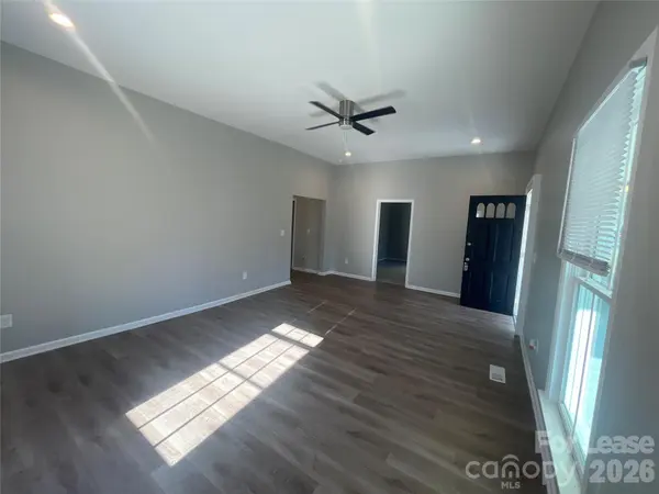 608 S Yadkin AVE, Spencer, NC 28159