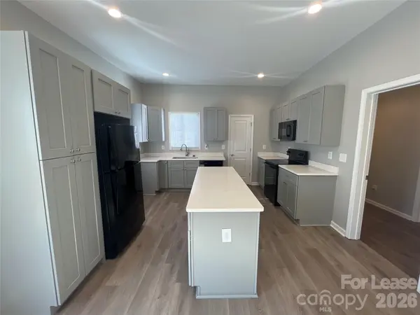 608 S Yadkin AVE, Spencer, NC 28159