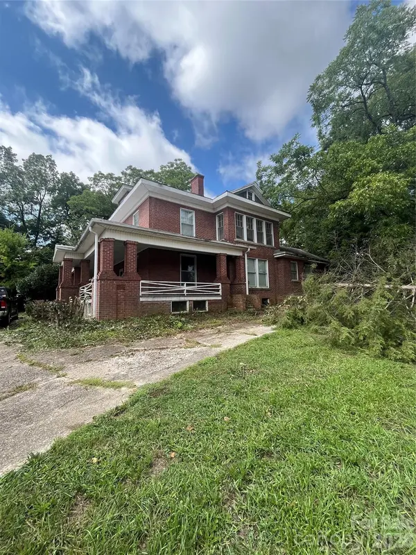 108 Harwood ST, Albemarle, NC 28001