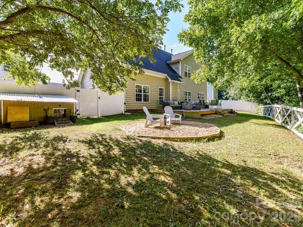 150 W Cavendish DR, Mooresville, NC 28115