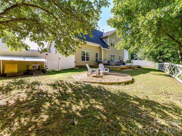150 W Cavendish DR, Mooresville, NC 28115
