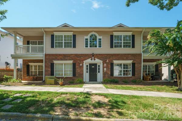21246 Hickory ST, Cornelius, NC 28031