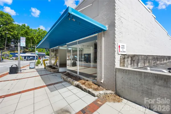 158,148 N Trade ST, Tryon, NC 28782