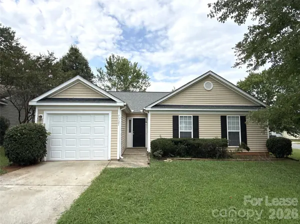 7037 Breeders Cup CIR, Charlotte, NC 28215