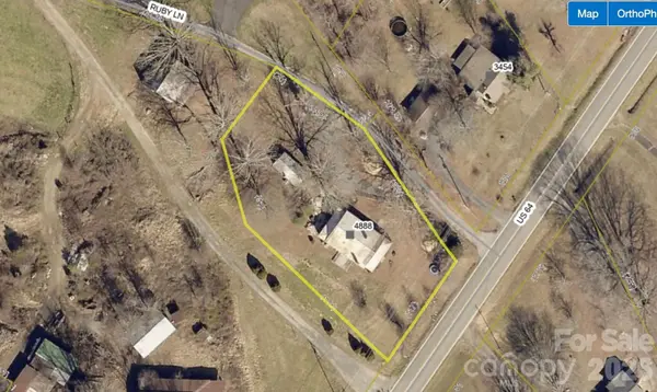 4888 Ruby LN, Morganton, NC 28655