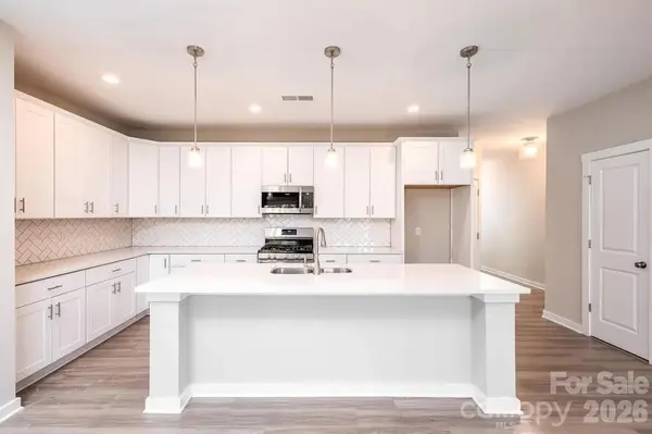 312 Cannamela DR, Pineville, NC 28134