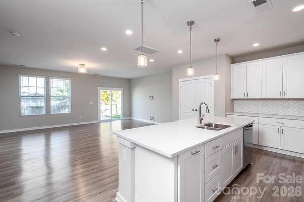 312 Cannamela DR, Pineville, NC 28134