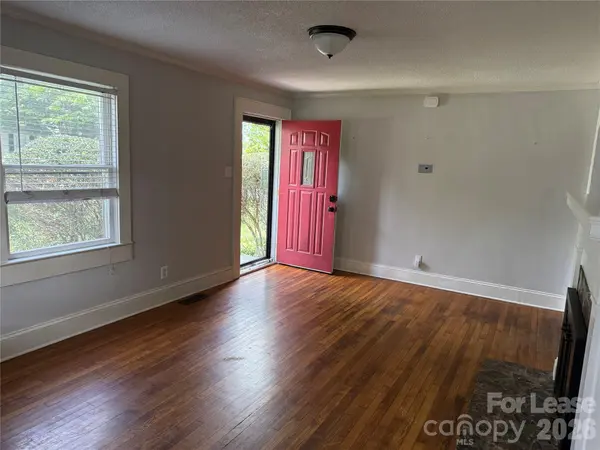 1117 13th AVE NW, Hickory, NC 28601