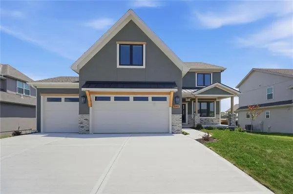 10411 N Liberty ST, Kansas City, MO 64155