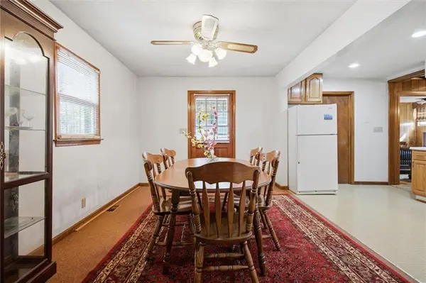3914 Sunrise DR, Kansas City, MO 64123