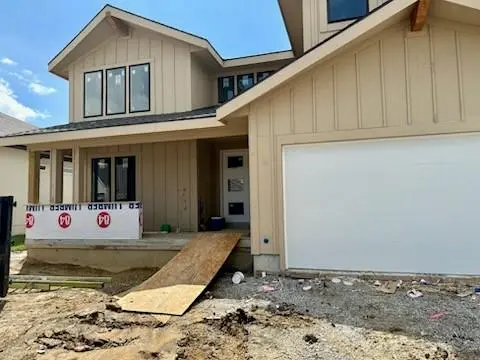 17404 Parkhill ST, Overland Park, KS 66221