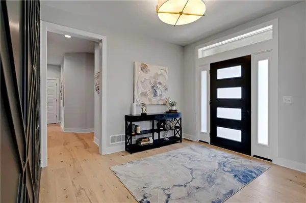 13010 W 174th TER, Overland Park, KS 66221