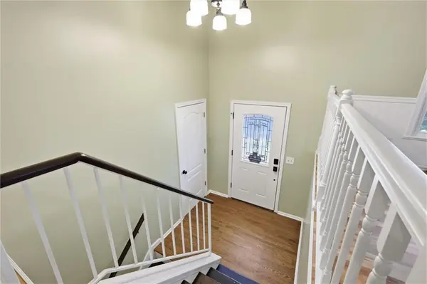 5519 NW Verlin DR, Kansas City, MO 64152