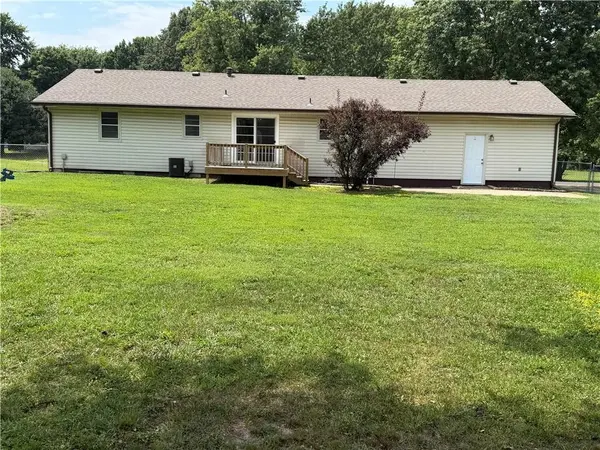 1605 S Pine ST, Holden, MO 64040