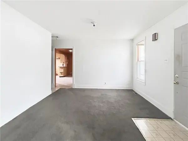 605 W Peoria ST, Paola, KS 66071