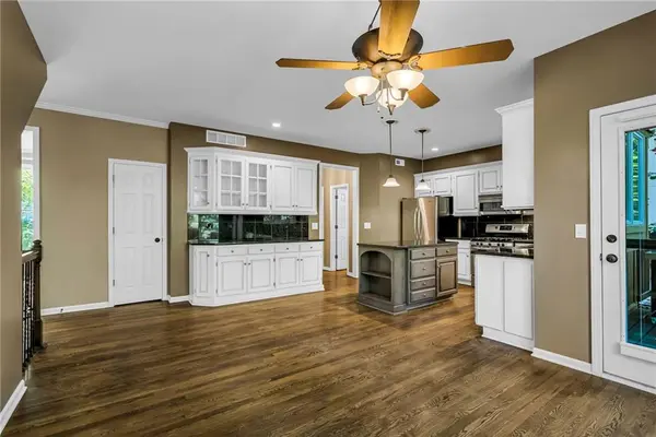 4606 AMINDA ST, Shawnee, KS 66226