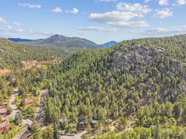 543 Riverside, Lyons, CO 80540