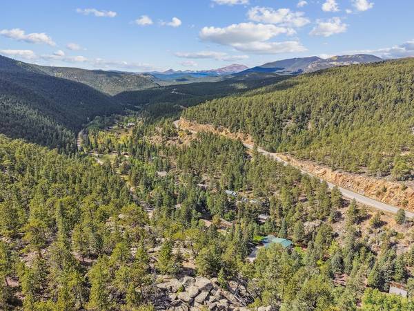 543 Riverside, Lyons, CO 80540