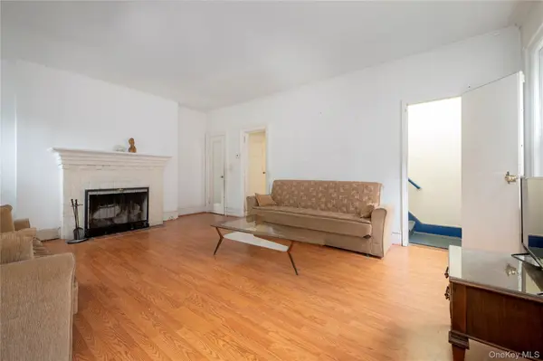 33-42 87 ST, Jackson Heights, NY 11372