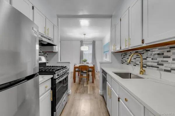 43-25 Douglaston Pkwy ##2-G, Douglaston, NY 11363