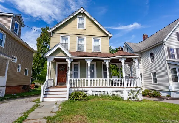 524 Simpson PL, Peekskill, NY 10566
