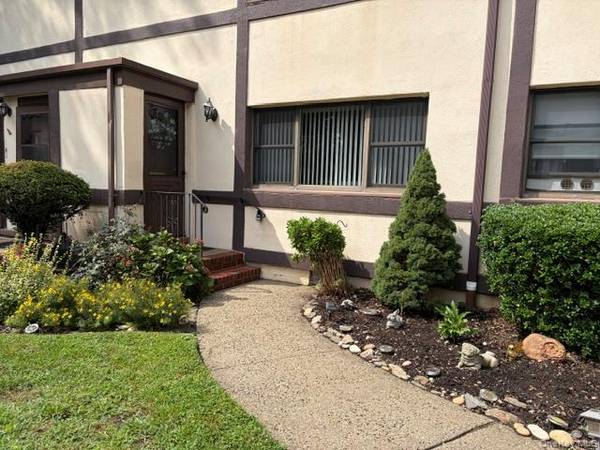 123 Fifteenth #B1, Garden City, NY 11530