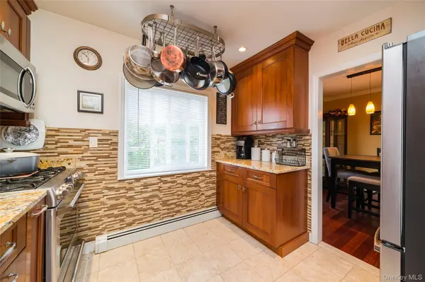 838 Pelhamdale AVE #2H, New Rochelle, NY 10801