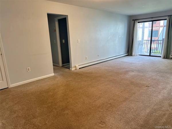 11 Skyline DR #12, Fishkill, NY 12524