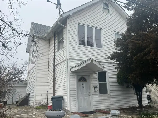 303 Beach 84th ST, Far Rockaway, NY 11693