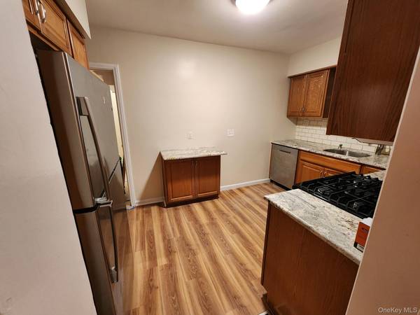 114 Lexington AVE #1, Franklin Square, NY 11010