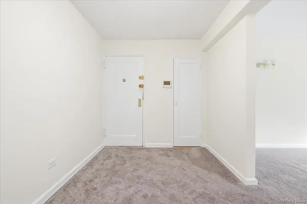 82-40 Austin ST #6B, Kew Gardens, NY 11415