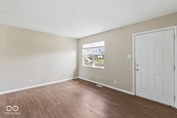 7840 Roseway CT, Indianapolis, IN 46226